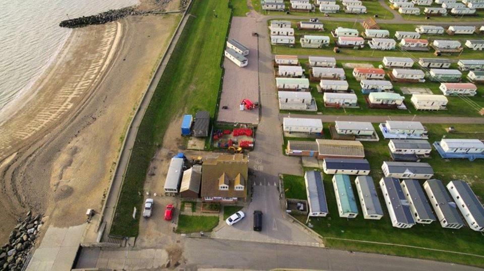 Caravan Beach Holiday Saint Osyth Bagian luar foto