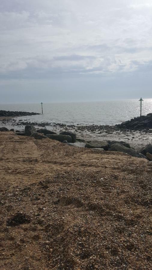Caravan Beach Holiday Saint Osyth Bagian luar foto
