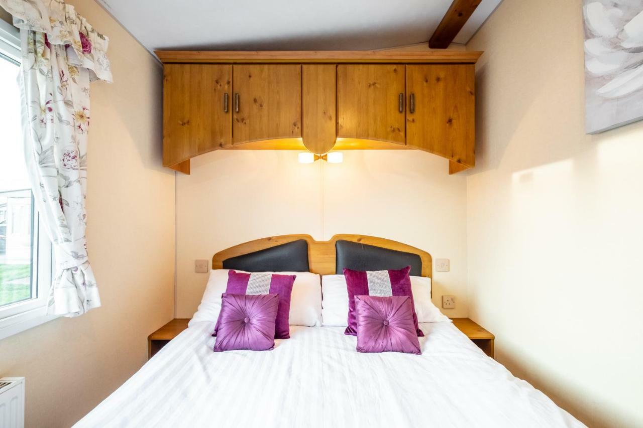 Caravan Beach Holiday Saint Osyth Bagian luar foto